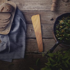 FAAY 10" Flat Wooden Spatula for Cast Iron, Egg Flipper, Pan Scraper, Handcraft from High Moist Resistance Golden Teak for Non Stick Cookware (10")