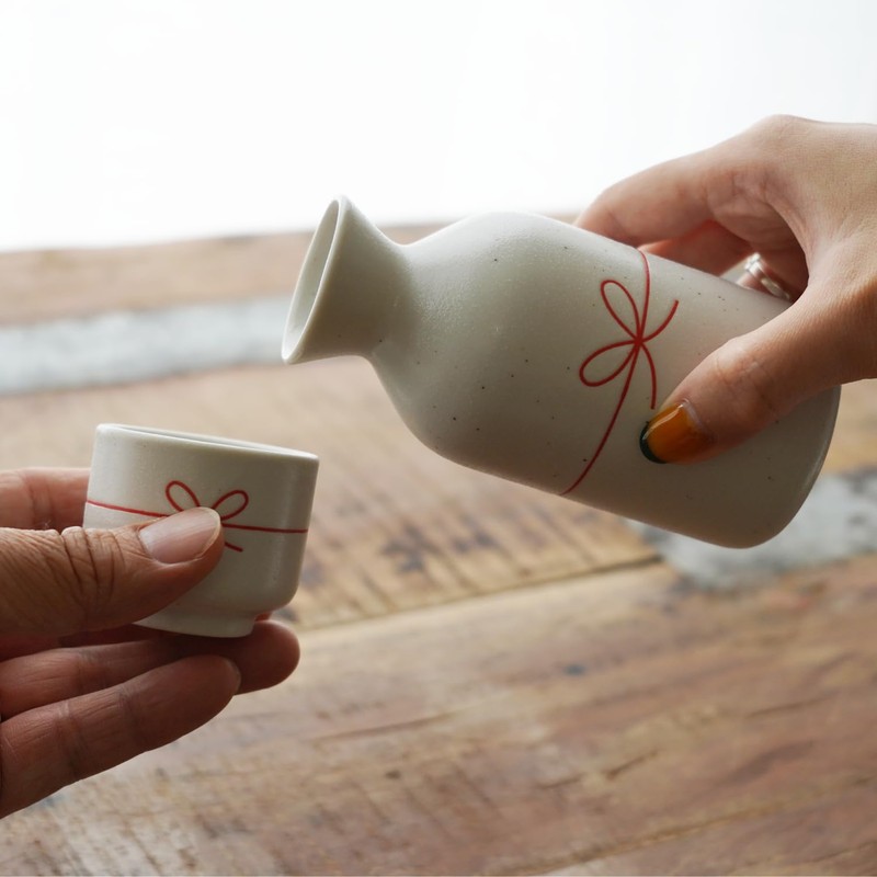 Fukubeya Mino Ware Celebration Sake Tokkuri Inokuchi Set - 1