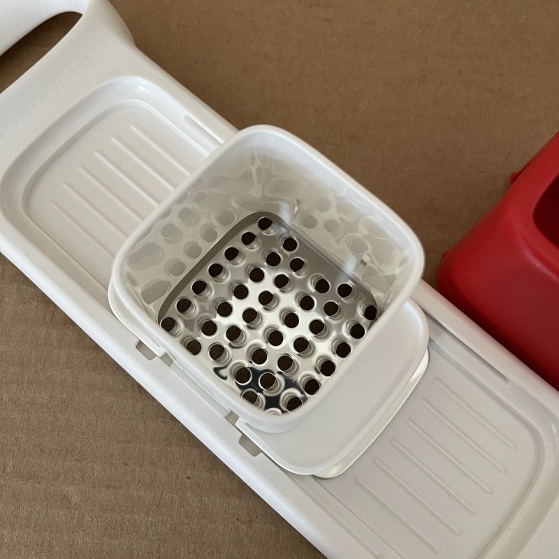 Tupperware Mini Speedy Mando Compact Mandoline Food Grater Kitchen Tool