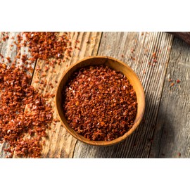Wellness Organic Chili Pepper Blend - Aleppo & Cayenne, Ground White Pepper, Ghost Pepper Powder, Happy Belly Spices - Red & Cyan Pepper, Deer Meat Seasoning, Fresh Green Peppers, Rosemary Sprigs - Cayenne Pepper Organic Powder for Culinary Perfection