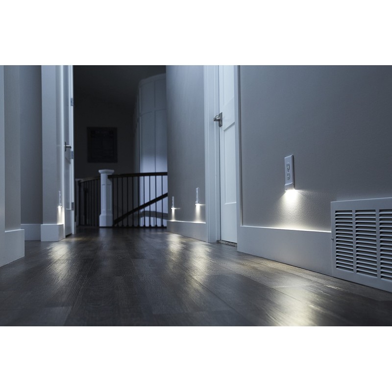 SnapPower Single MotionLight [for Duplex Outlets] - Motion Detecting LED