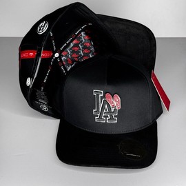 LA black suela roja hat SnapBack for Men - Color: Black LA white