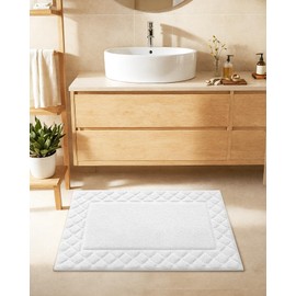 Color&Geomety Bath Mats for Bathroom Non Slip 17"x30", Absorbent White Bathroom Rugs Washable, Luxury Bathroom Mat Shower Mat Outside Shower