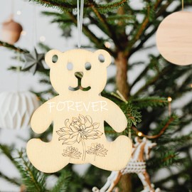SEWACC 40pcs Wood Bear Cutouts Unfinished Wooden Bear Hanging Ornaments DIY Bear Tags Wooden Chip Slices for DIY Arts Craft Project Wedding Home Decorations