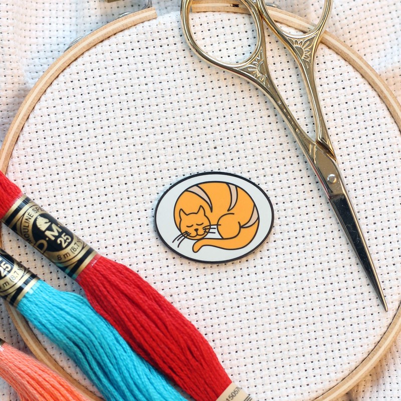 Sleeping Orange Cat Hard Enamel Needle Minder