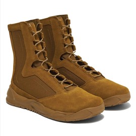 Oakley Light Assault 3 Coyote Boot, Regulation 670-1 Compliant, 1000 D Cordura & Suede, Enclosed Lace-Lock, Performance Outsole (100511-86W-8.0)