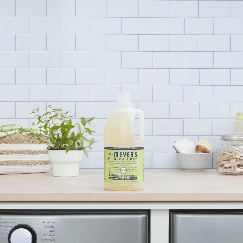MRS. MEYER'S CLEAN DAY Liquid Laundry Detergent, Infused with Essential