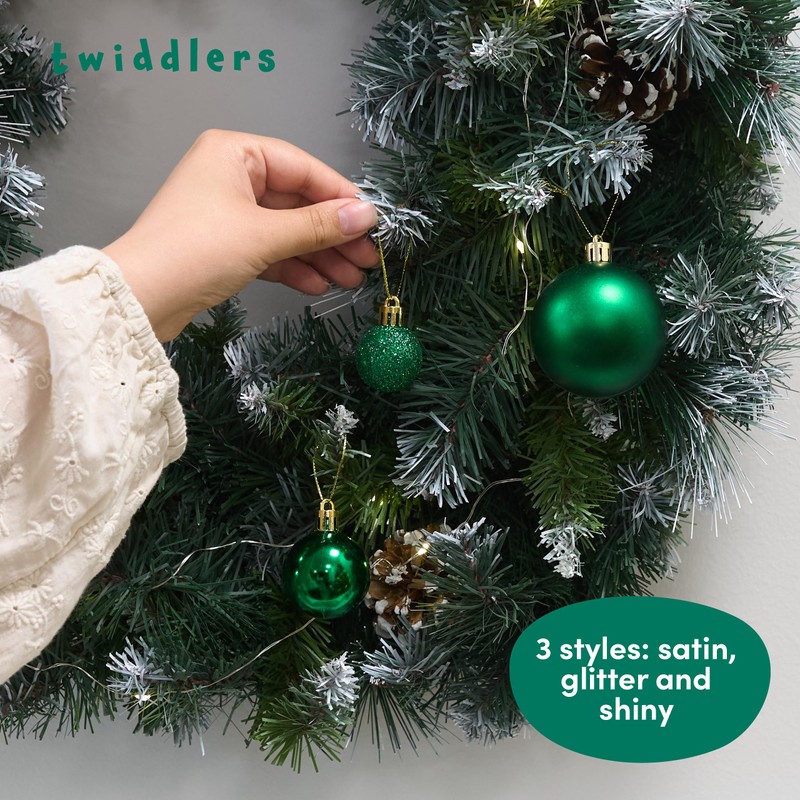 THE TWIDDLERS – 50-Pack Green Christmas Baubles - Various Sizes