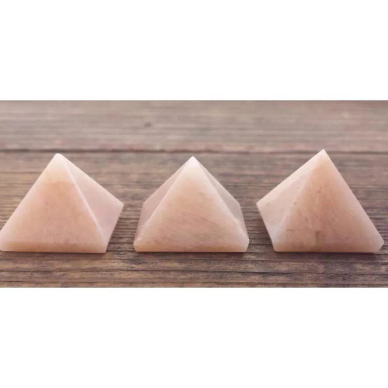 NATURAL MOONSTONE SMALL GEMSTONE PYRAMID 20-22mm