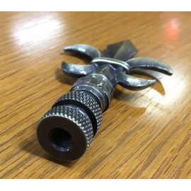 Royal Designs Fleur De Lis Lamp Finial for Lamp Shade- Antique Brass Set of 2