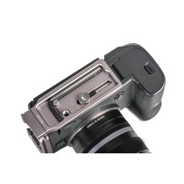 NiSi L-Bracket NLP-S (G) - Quick Release Plate Compatible with Sony and Canon