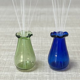 SPANSEE 2 PCS Mini Vase for Cat Whiskers, Miniature Vase, Cat Whisker Vase, Tiny Vase for Decor, Cat Whisker Holder (Blue, Light Green)