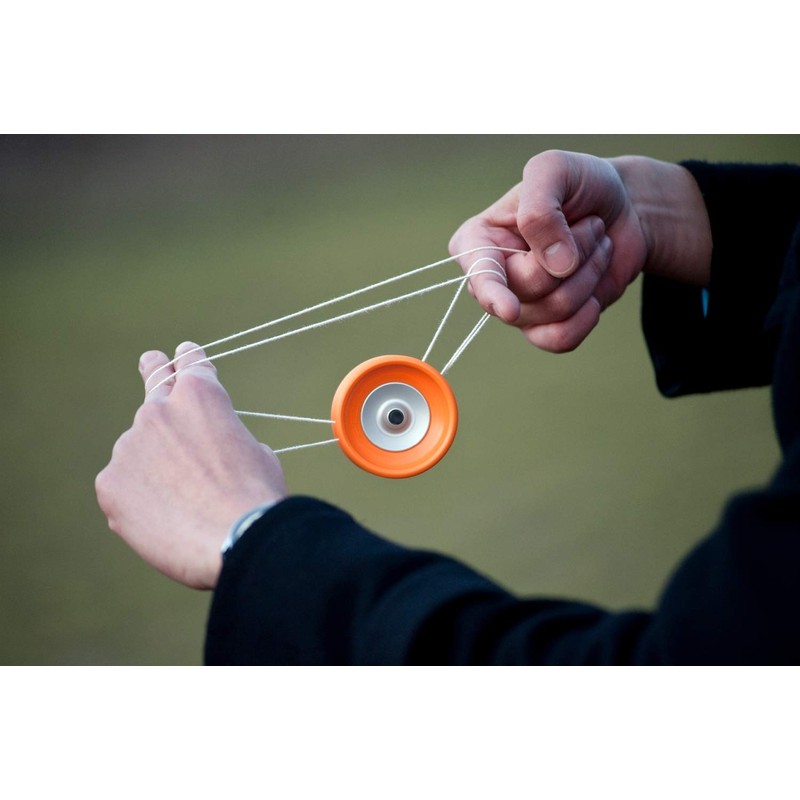 Henry's Tiger Snake Yo-Yo with Book (White/ Red)