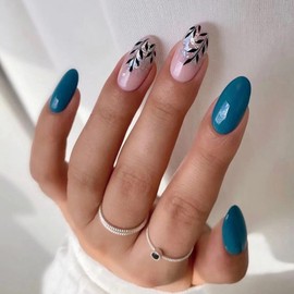 JUSTOTRY Pack of 24 Glossy Almond Nails for Gluing, Short, White French Press On Nails, Nude Oval Artificial Nails, Fake Nails with Nail Glue, Acrylic Fingernails, Artificial Nails, Medium for Women