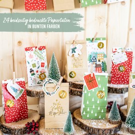 Papierdrachen Advent Calendar for Filling - 24 Brown, Green and Red Printed Gift Bags with Number Stickers and Clips - with Gift Tags - for Crafts and Gifting