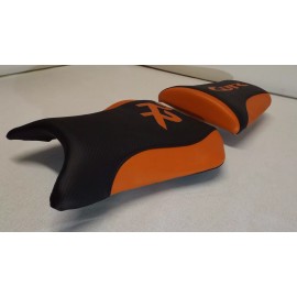 custom seat covers HONDA 2005/2006 CBR600RR FRONT & REAR BLACK VINYL CF TEXTURE/ORANGE SEAT COVERS