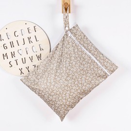 KKTAPOS 3pcs/set Wet Dry Bags for Baby Cloth Diapers - Waterproof Reusable Washable Travel Bags, Gym Bag, Pool, Daycare Soiled Baby Items Yoga Gym Bag for Swimsuits & Wet Clothes (Flower)