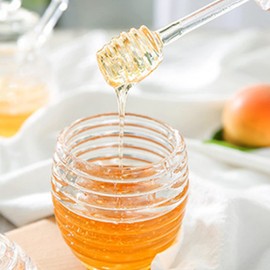 Transparent Honey Pot with Lid, Plastic Beehive Shape Honey Jars with Dipper Honey Dispenser Honey Containers for Home Kitchen Store Honey and Syrup