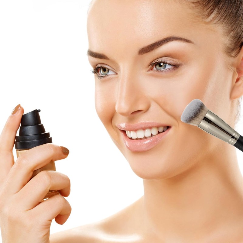 Brocha para Maquillaje Profesional Fibras Artificiales y Mango de Madera