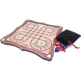 Surakarta / Permainan traditional wooden board game