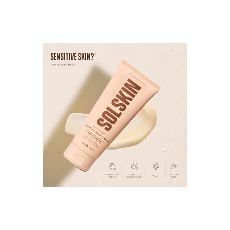 SOLSKIN Gradual Tanning Moisturiser with Aloe, Hyaluronic Acid & Vitamin