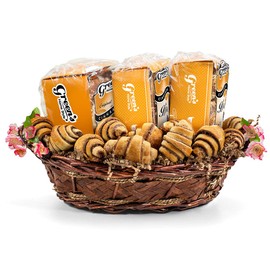 Holiday Gourmet Gift Basket For Cinnamon Lovers