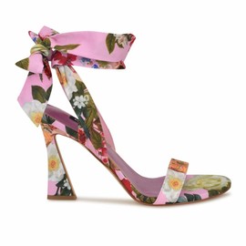 Nine West Women's Kelsie2 Heeled Sandal, Pink Floral 664, 9.5