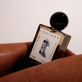 Graphen Tattoo Perfume 50ml 4 types, choose 1 (Wonwood/Lemon/Niceville/Leather) / 그라펜 타투 퍼퓸 50ml 4종 택1 (원우드/레몬/니스빌/레더)