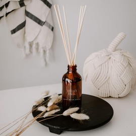 Sweet Water Decor Amber Reed Diffuser Set | Hello Fall Scent: Hot Cider, Cinnamon, Cloves, Apple, and Nutmeg