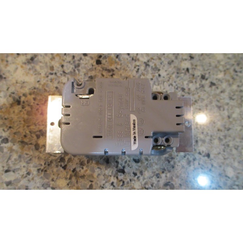 P&S T600-LW, White Toggle Dimmer, 600W/SP L