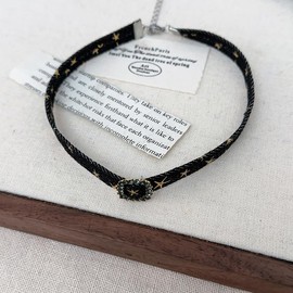 XFSRG Women's Choker Necklace in Steel with Stars, Elegant Summer Necklace for Any Occasion, Silver Chain Fashion for Girls and Women, 0.1, Zinc