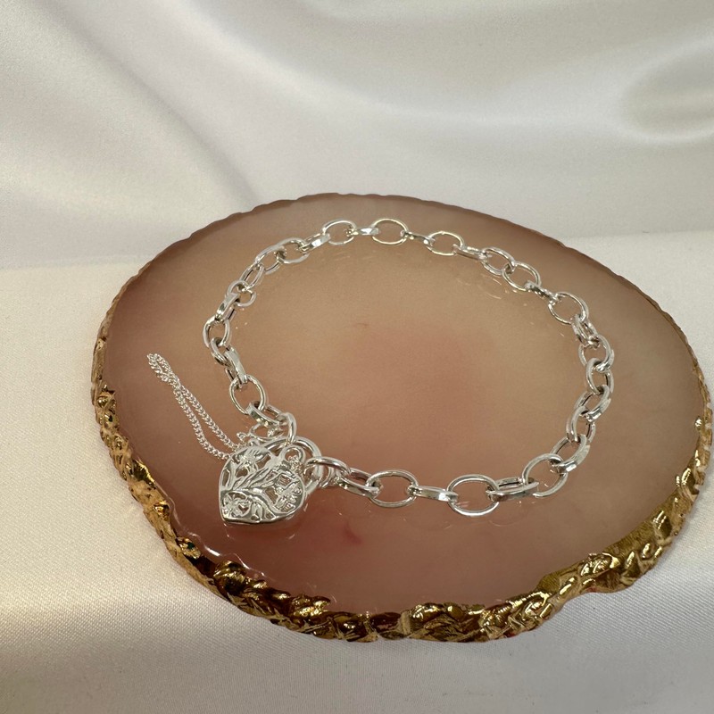 Sterling Silver Belcher Chain Pendant Bracelet with Heart Padlock 6"