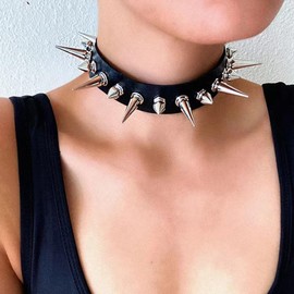 Deelfel Women's Choker Black PU Leather Spike Necklace Punk Goth Rock Festival Coordinating Accessory Unique Style Rock Fashion Essential