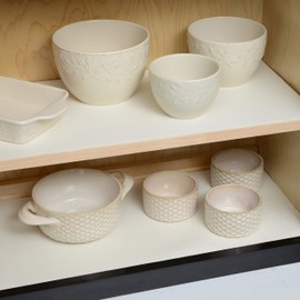 Con-Tact Brand Grip Premium Solid Shelf Liner, Thick and Non-Adhesive Drawer Liner, Multi-Purpose and Easy to Use, 18" x 4', Cream White, Pack of 1 Roll