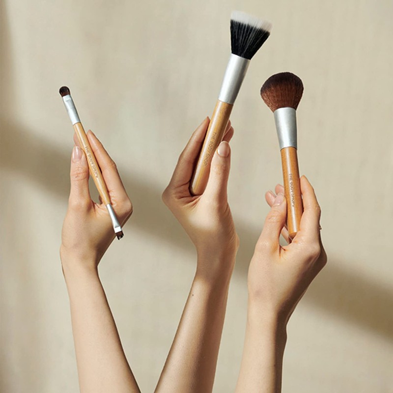 The Body Shop Duo Eyebrow Brush