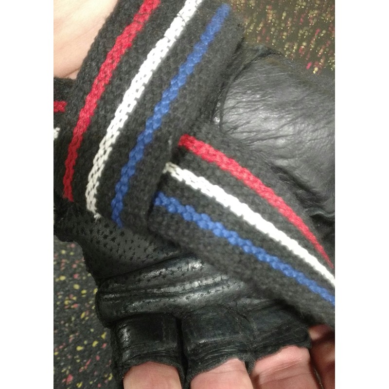 Correas de ejercicio de composición muscular (rojo, blanco y azul)