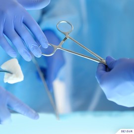 DEXSUR Precision Kelly Hemostat Forceps Locking Tweezers Clamp, Silver, Straight and Curved Stainless Steel (Curved, 4")