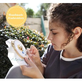 Homewit 100 Colours Embroidery Set, Cross Stitch Starter Kit Embroidery Crafts Floss Embroidery Set + 5 Pieces Bamboo Embroidery Frame, 2 Pieces Cloth, Needles Set