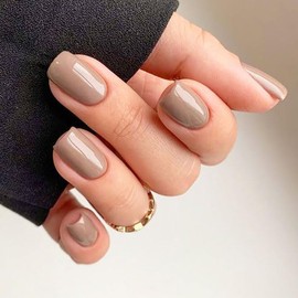 Press On Nails Solid Dark Color Fake Nails, Short Square Medium Shape, Stick on Nails，Glue on Nails Short Coffin False Nails on 24PCS (Light Purple)