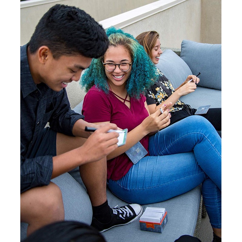 USAOPOLY BLANK SLATE, Where Great Minds Think Alike, Fun Family-Friendly