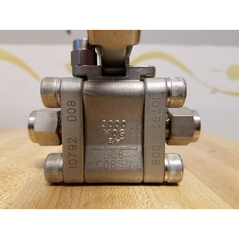 Tylok 3/8" Stainless Compression Ball Valve 3000 WOG