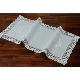 Table Runner 40 x 90 cm Embroidered with Lace (40 x 90)