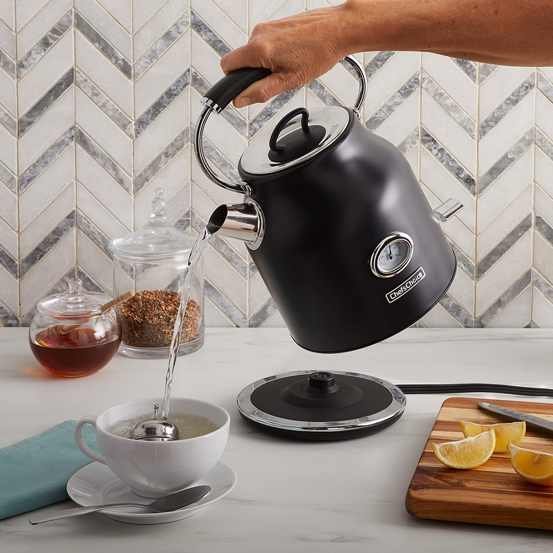 Chef'sChoice Electric Kettle Gourmezza Stainless Steel 1500 Watts with Auto-Shutoff
