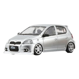 BM CREATIONS 1/64 Toyota 1998 Vitz/Echo 5-Door Silver RHD Complete