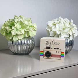 Say Cheese Wooden Money Box with Retro Camera Motif, Beautiful Money Box for Photographers in Retro Look as a Gift to Save for a New Camera or Equipment