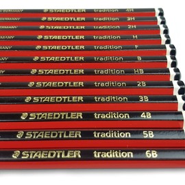 STAEDTLER Tradition Pencils Drawing Sketching Art - 6B 5B 4B 3B 2B B HB F H 2H 3H 4H - 12 Grades (12)