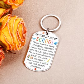 1st Day of School Gifts for Kids, First Day of School Keychain Gifts for Kids Students, Cute Back to Schools Supplies for Teen Girls Boys, Inspirational Schools Keychain Gift for Daughter Son