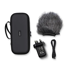 ZOOM APH-6st accessory pack for H6studio mobile recorder – padded case, faux fur windscreen and USB-C power supply for studio-quality mobile audio recording (UK-Version)