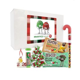 M&M’S Holiday Bundle Gift Box, Unique Holiday Gift filled with Assorted M&M’S Candies