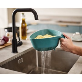 Joseph Joseph Duo Triangular Colander, Food Strainer with Vertical Handle and Easy-Pour Corners, Dark Opal